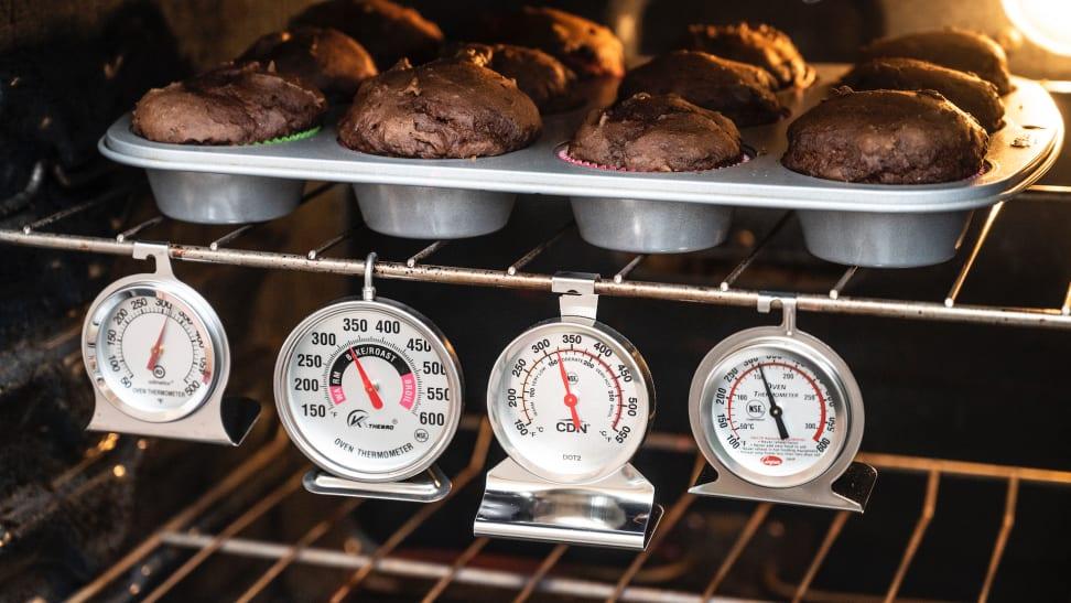 Accurate Baking with Oven Thermometer