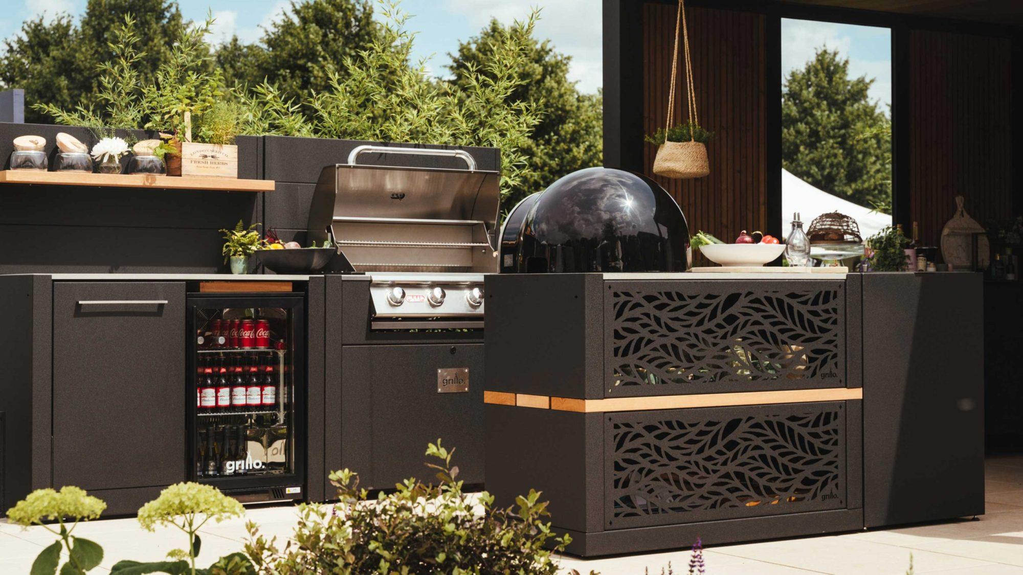 Merging Grill Stations with Bar Designs