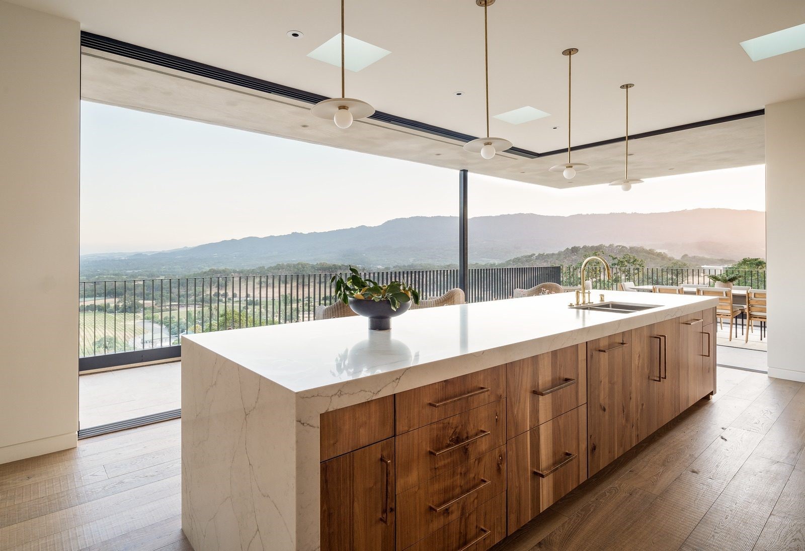 Overlooking Effective Kitchen Lighting